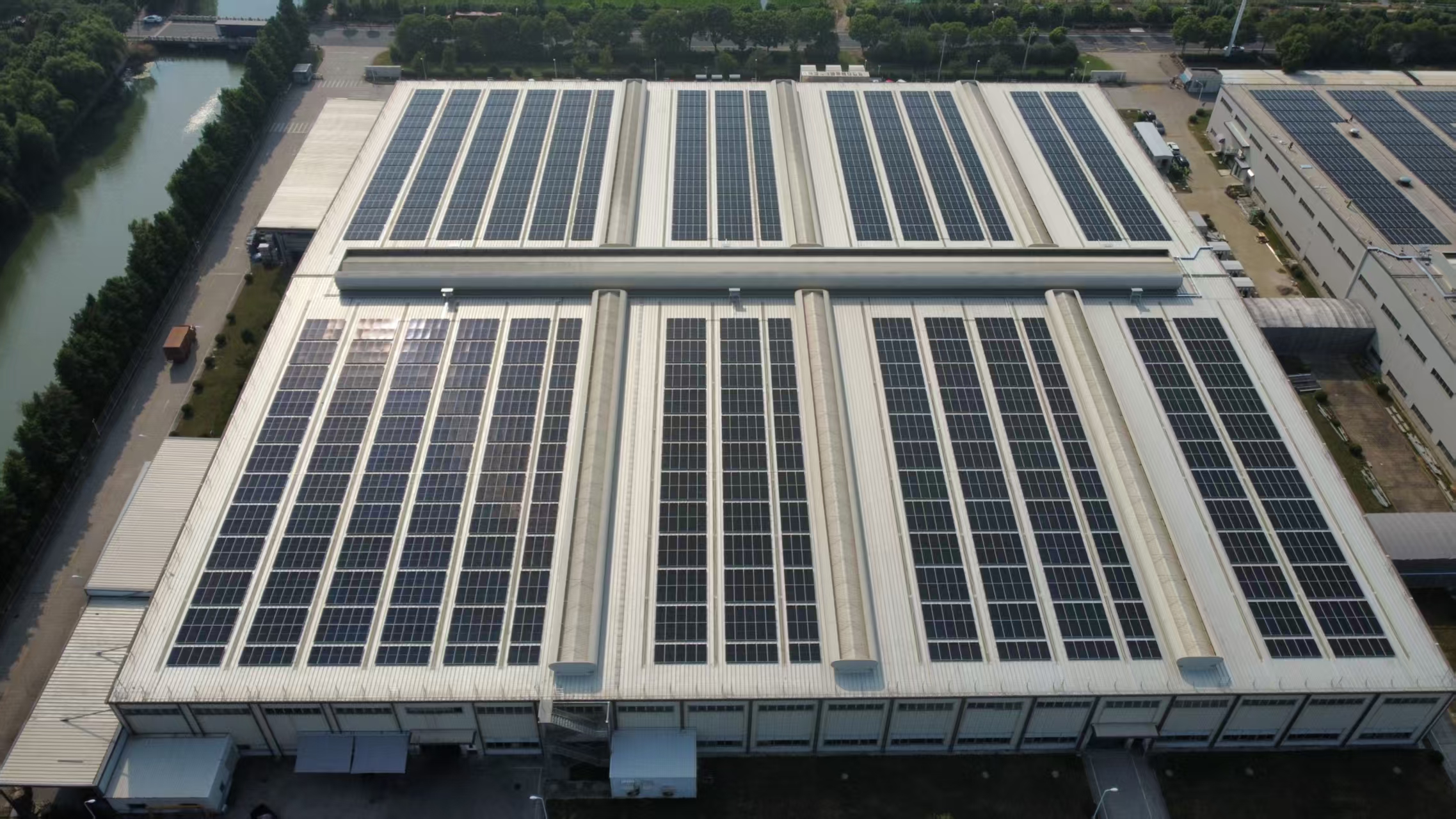 3044am永利近50MW工商业分布式项目集中完工，赋能多元产业场景